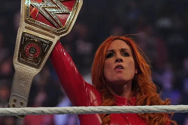 Becky Lynch beat Charlotte Flair at Survivor Series